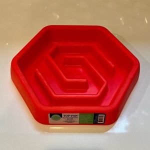 24 ounce Top Paw Slow Feeder.